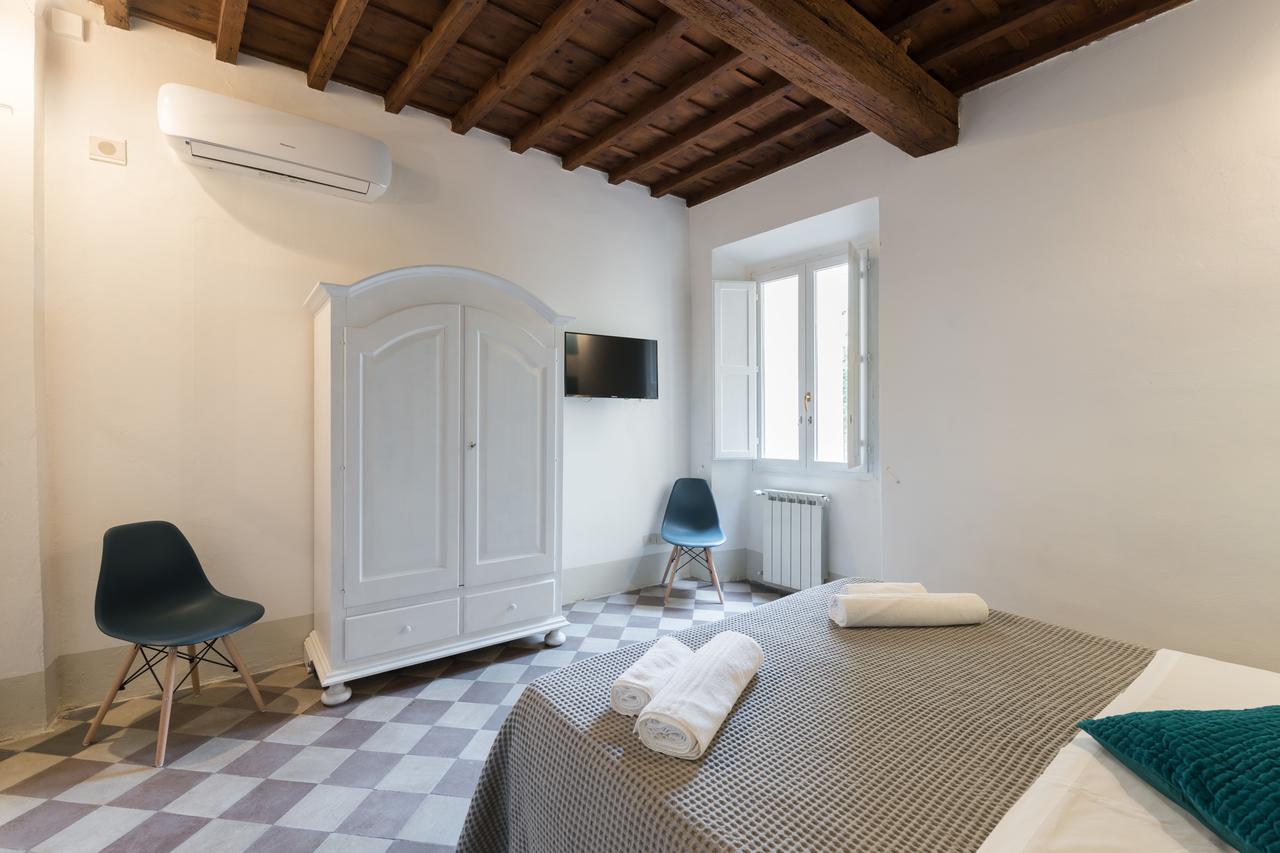F6 - Santa Croce One Bedroom Flat For 2 Or 3 Guests 佛罗伦萨 外观 照片
